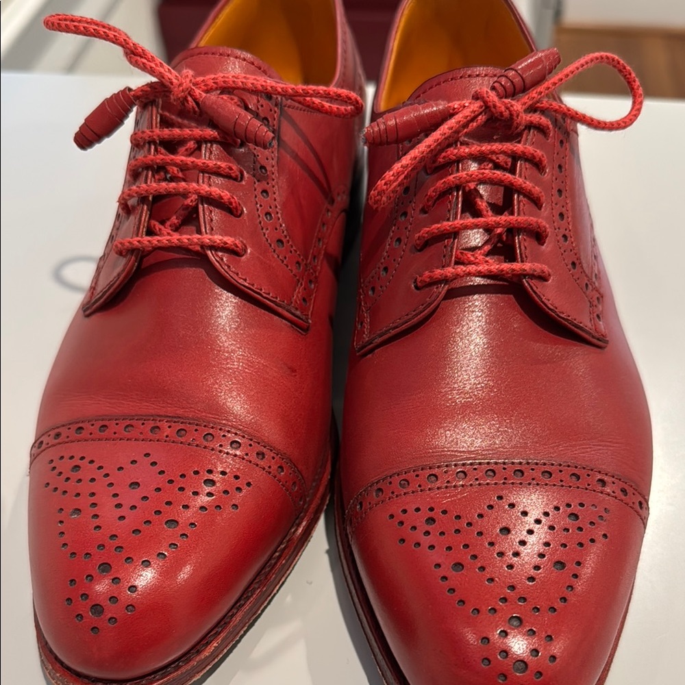 Carmine Red Leather Women’s Oxford - Picture 6 of 7